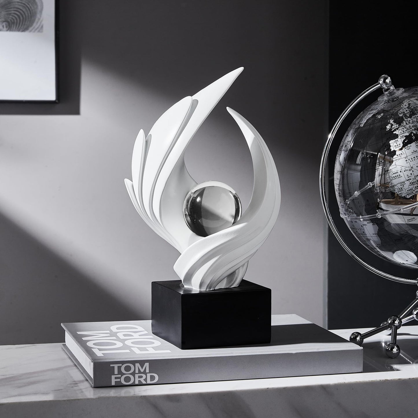 Weiß Deko Modern Wirbel Statue Dekoration für Wohnzimmer, Minimalist Statue Regal Dekor Akzente, abstrakte Kunst Skulptur Dekor für Büro Couchtisch Sideboard