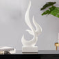 Uziqueif Skulpturen Deko Weiß, Modern Abstrakte Deko Weiße Flamme Art Skulptur, Deko Für Schlafzimmer, Fensterbank Wohnzimmer Wohnungs Büro Weinschrank Dekoration, Harz, Handwerk,Weiß